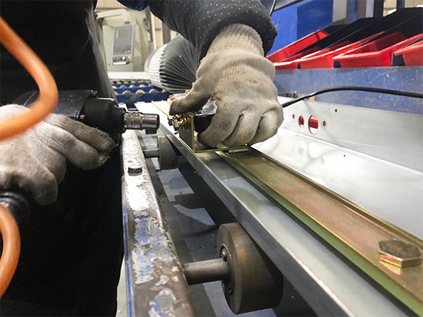 日立电梯使用台湾香蕉APP下载视频气动工具