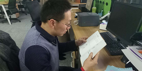 今天是快乐的一天--台湾香蕉APP下载视频气动工具