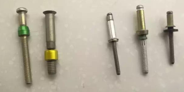 安装工具系列 - 大香蕉性爱毛片工具