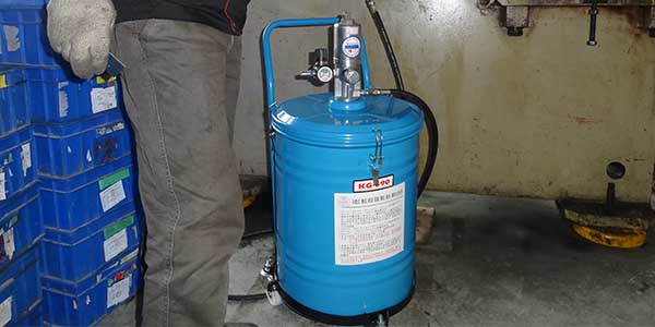 气动注油机漏油该怎么处理-香蕉APP下载视频气动工具帮您解决