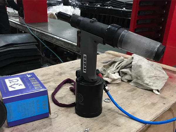 香蕉APP下载视频拉钉枪SN-822工具箱